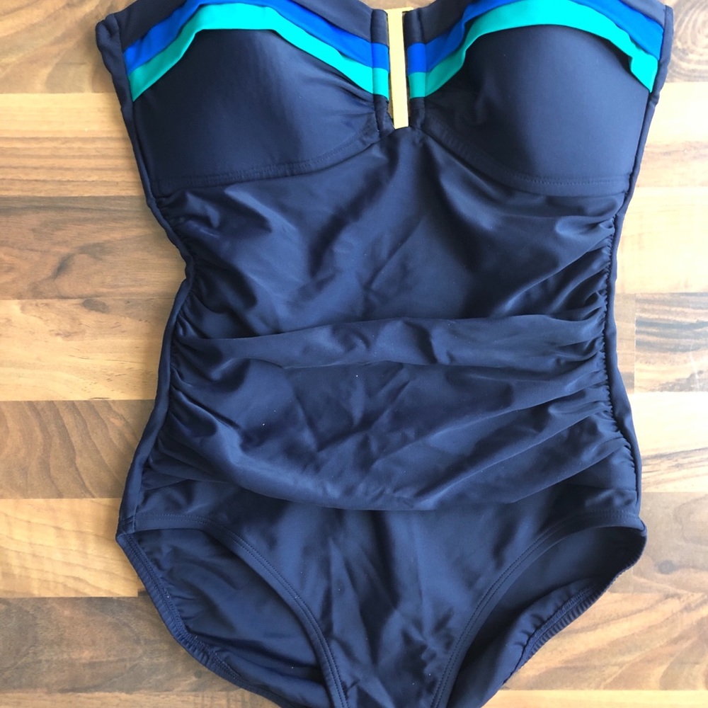 Retro Strapless Swimsuit Size 8 - Picture 5 of 6